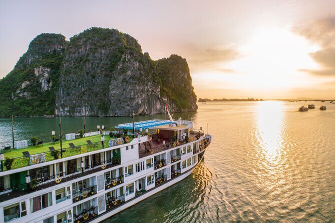 Luxury Halong Bay 2 Days Cruise ( Sung Sot Cave - Titov Island ) - The Itinerary in Detail