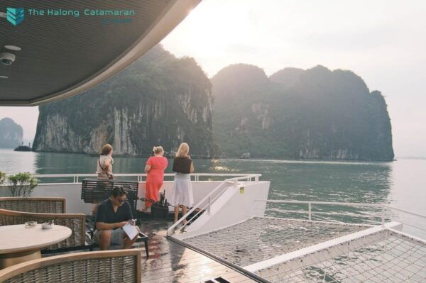 Luxury Halong Catamaran Day Cruise Explore Halong-Lan Ha Bay - What to Bring
