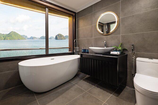 Luxury Halong & Lan Ha Bay Cruise 2D1N with Balcony & Bathtub - FAQ