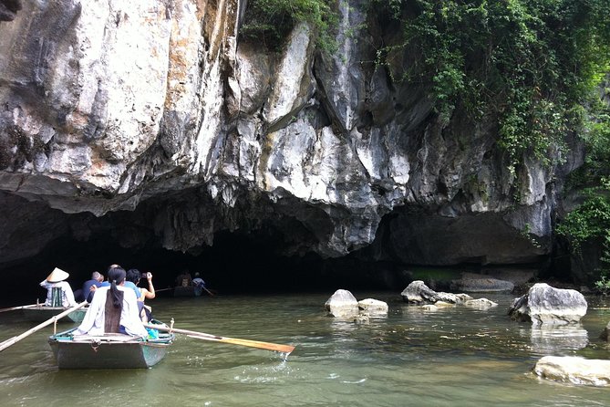 Luxury Hoa Lu Tam Coc Mua Cave Amazing View 1 Day Tour - Traveler Reviews and Testimonials