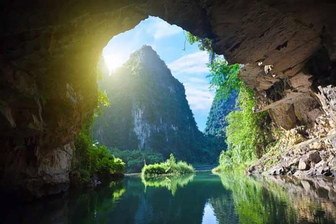 Luxury Hoa Lu - Trang An - Mua Cave 1 Day Tour - By Limousine & Small Group - Itinerary and Highlights