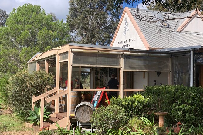 Luxury Hunter Valley Wildlife & Wine Tasting Tour From Sydney - Tour Guide, Itinerary, and Wine Tasting Experiences