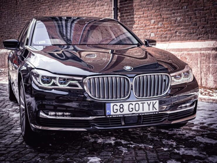 Luxury Limousines – Pickup From the Airport - Pricing and Availability