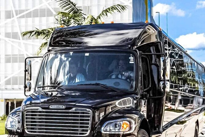 Luxury Mini Bus for 40 Passengers in Fort Lauderdale - Why Choose This Mini Bus?