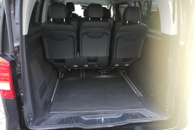 Luxury Minivan From Charleroi Airport to the City of Ghent - Additional Information