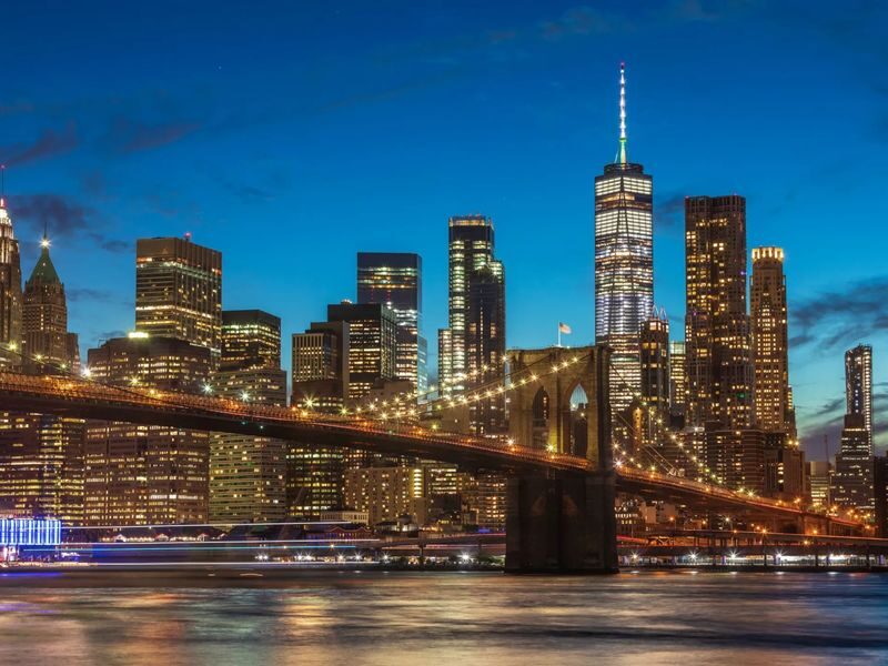 Luxury Night Bus Tour in New York - DUMBO: the ride’s key chance to get off