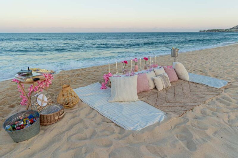 Luxury picnic by the sea in Los Cabos - An In-Depth Look at the Luxury Picnic Experience
