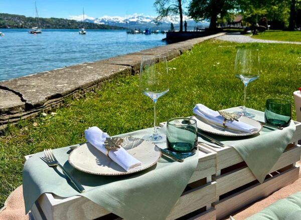 Luxury Picnic by Zurich Lake - Frequently Asked Questions