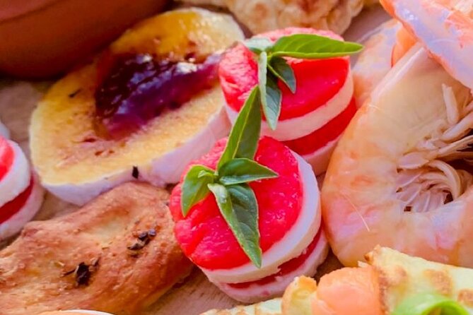 Luxury Picnic Experience Jurien Bay Foreshore and the Pinnacles - Meeting and Logistics