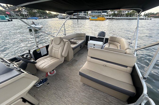 Luxury Pontoon Boat Rentals in Fort Lauderdale - FAQ