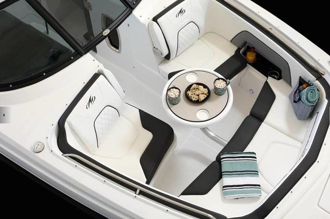 Luxury Private Boat Charter - Pricing and Booking
