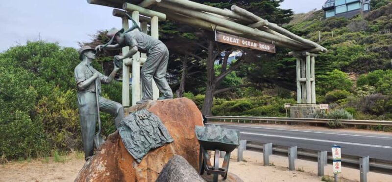 Luxury Private Great Ocean Road Tour  Up to 14 Guests - Who Would Enjoy This Tour?