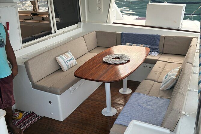 Luxury Private Moorea Cruise Tour - FAQ