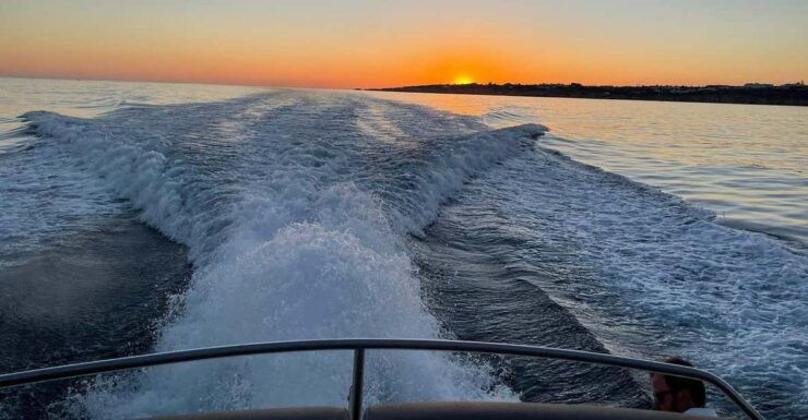 Luxury Private Sunset Yacht Charter - Experience Highlights