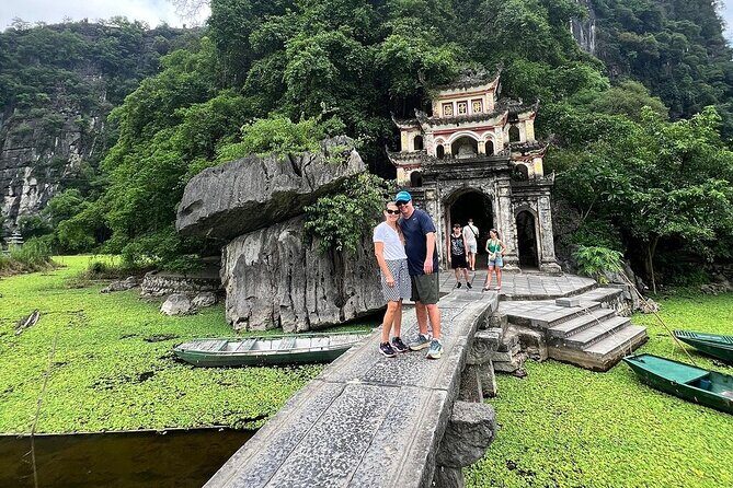 Luxury Private Tour Explore Hoa Lu, Tam Coc, Bich Dong & Cycling - Exploring the Charm of Ninh Binh: A Complete Review of the Luxury Private Tour