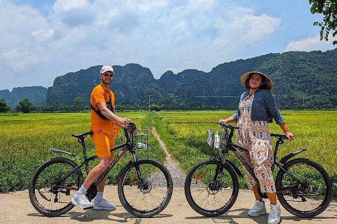 Luxury Private Tour from Hanoi to Mua Caves, Tam Coc & Hoa Lu - Good To Know