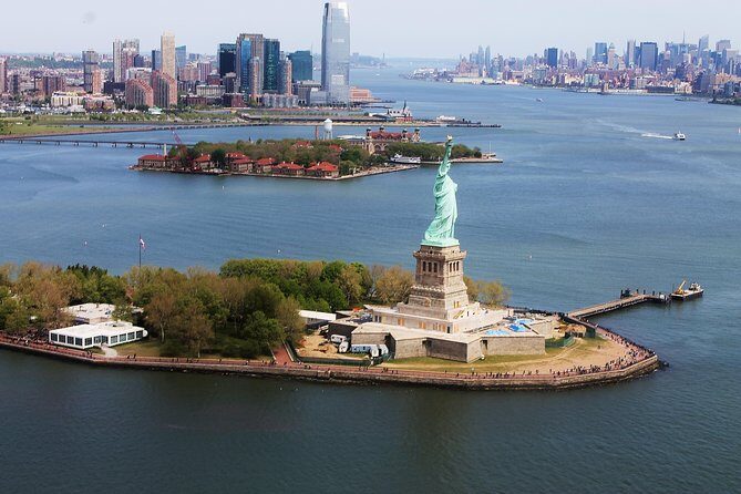 Luxury Private Tour in New York City by Vehicle with Tour Guide - Exploring the Itinerary: What You Can Expect