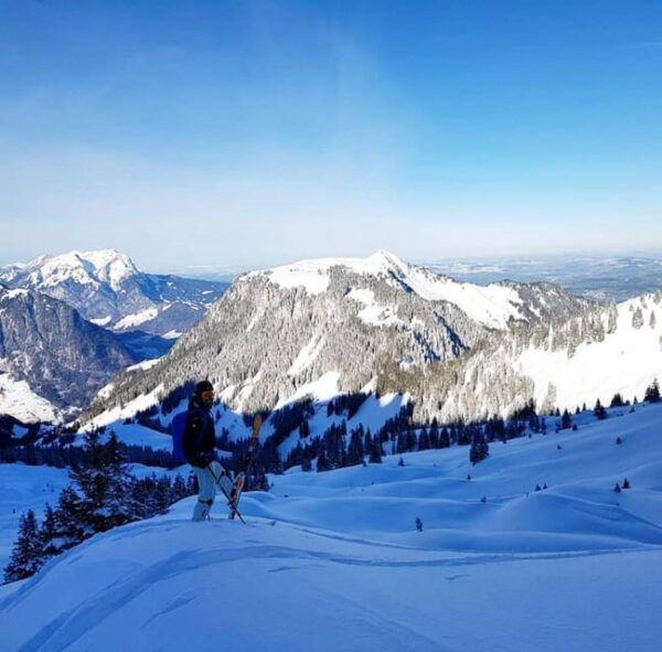Luxury Private Transfers ZRH to Interlaken in V Class - Why Choose This Transfer