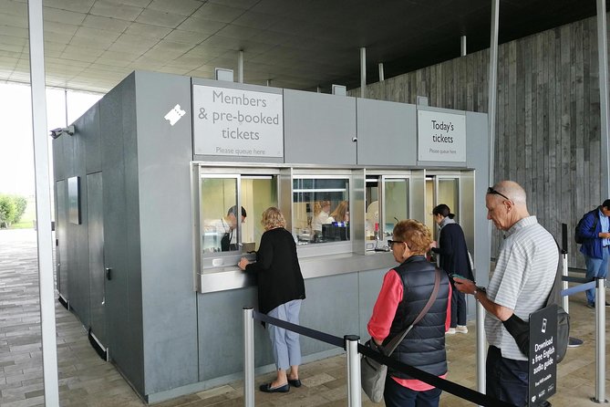 Luxury Private Vehicle Day Hire From & to London via Stonehenge Lacock and Bath - Pricing and Booking Information