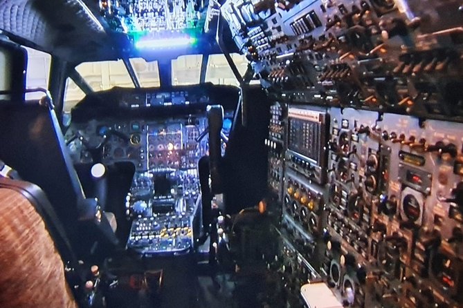 Luxury Private Vehicle Day Hire: London via Duxford Imperial War Museum & Ely - Meeting and Pickup Details