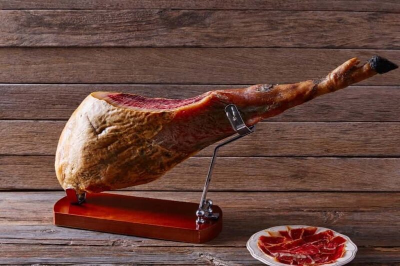 Luxury Salamanca & Iberian Ham Tour from Madrid - Discovering the Flavors of Iberian Ham in Guijuelo