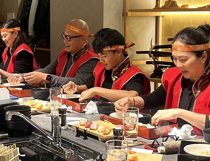 Luxury Samurai Sushi Dining Show in Asakusa Tokyo - At a glance