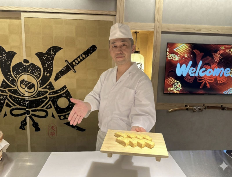 Luxury Samurai Sushi Dining Show in Asakusa Tokyo - Adding the Asakusa armor walk