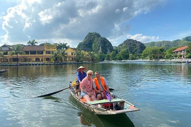Luxury Small Group Tour in Tam Coc, Mua Cave, Bich Dong Pagoda - Overview