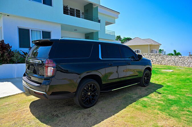 Luxury Suburban Private Airport Transfer with Chauffeur - FAQ