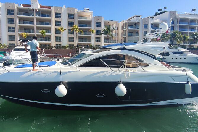 Luxury Sunseeker 50 - 6 hs Cancun - Isla Mujeres (MagicSea-SS) - An Inside Look at the 6-Hour Yacht Adventure