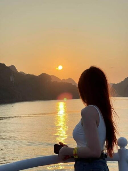 Luxury Sunset Tour: Kayaking, Swimming to Admire Lan Ha Bay - Booking and Cancellation Policy