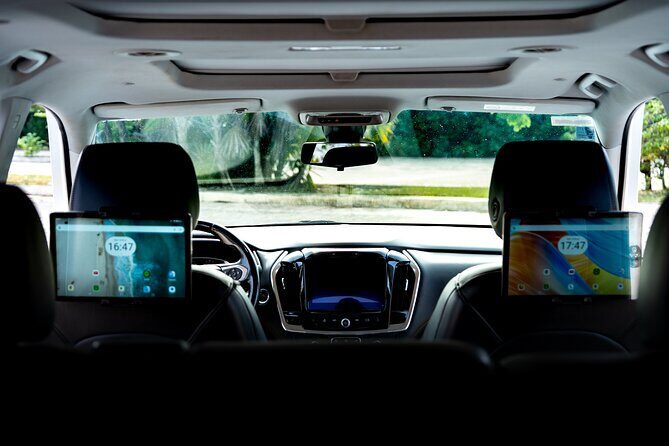 Luxury SUV Departure Transportation to Cancun Airport - An In-Depth Look at the Service