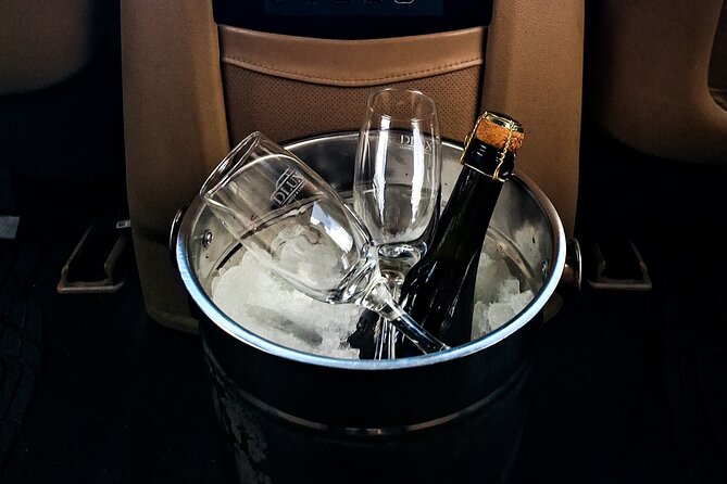 Luxury SUV From Cancun Airport to Tulum - Luxury SUV Features