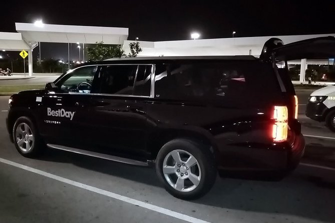 Luxury SUV Private Transfer R / T- Airport-Hotel-Airport- Puerto Morelos - Common Questions