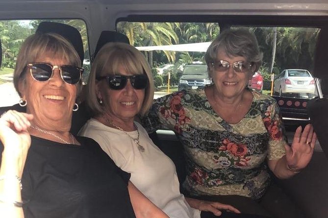 Luxury SUV Private Transfer R/T-Apt-Isla Mujeres Ferry Pier-Apt W/Ticket Ferry - Availability of Infant Seats