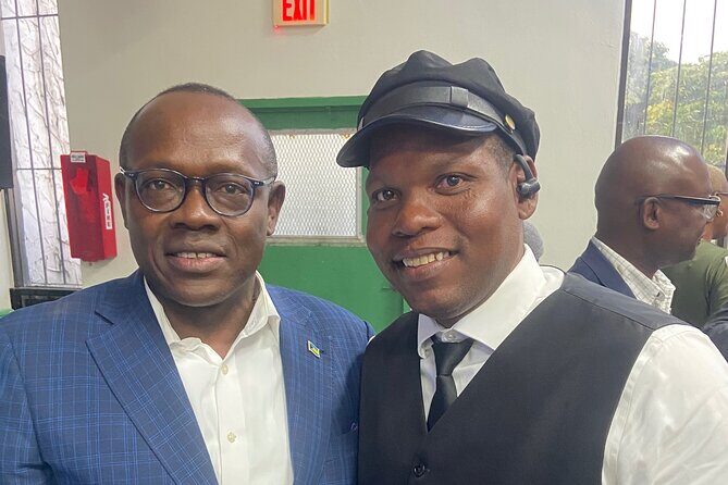 Luxury SUV Transfer from Airport, cruise port, Celebration Key - An In-Depth Look at the Luxury SUV Transfer