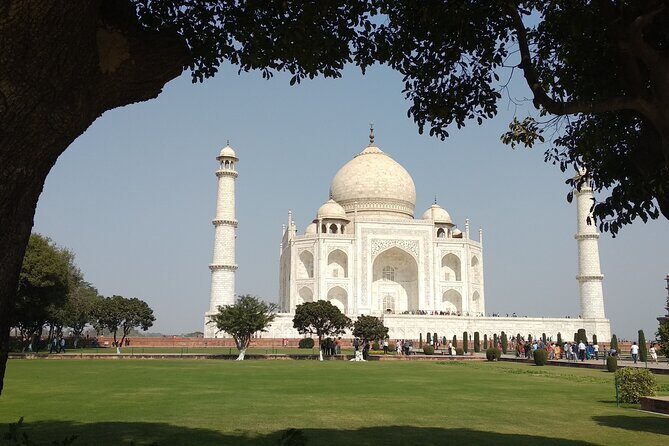 Luxury Taj Mahal Tour By SUPERFAST Train From Delhi - Starting the Day: From Delhi to Agra in Style