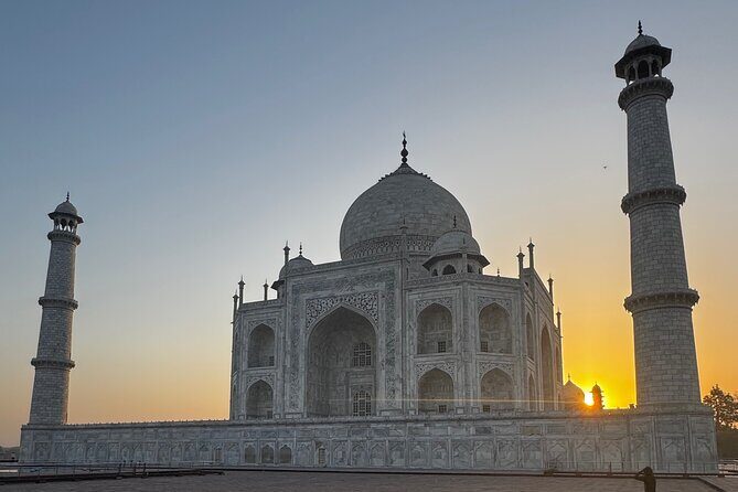 Luxury Taj Mahal Tour By SUPERFAST Train From Delhi - Who Should Consider This Tour?