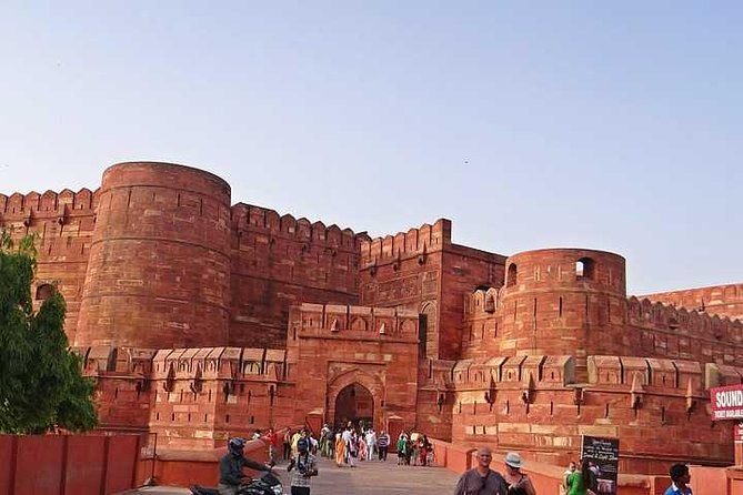 Luxury Taj Mahal Tour From Delhi: Same Day Agra Trip by Luxury Car - Luxury Car Options