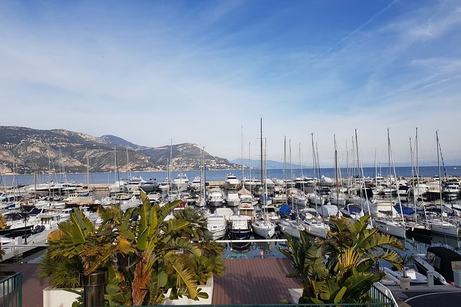 Luxury Taxi Service Offers Stunning French Riviera Transfers - Time-Saving and Stress-Free Transportation Options