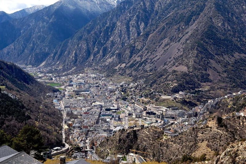 Luxury Tour Andorra with snow driving course from Barcelona - Who Will Love This Tour?