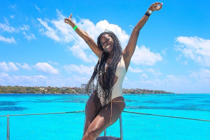 Luxury tour at Isla Mujeres! Catamaran Experience from Cancun - Good To Know