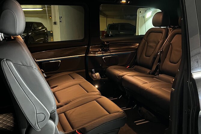 Luxury TRANSFER From PARIS to BEAUVAIS AIRPORT With Cab-Bel-Air - Inclusions