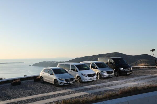 Luxury Transportation From/To Airport - The Sum Up