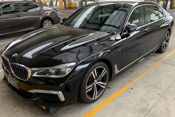 Luxury Vehicle Brisbane Airport to Brisbane Hotel Transfer - The Transfer Journey