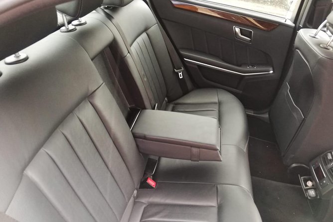 Luxury Vehicle From Brussels Airport to the City of Brussels - Additional Information