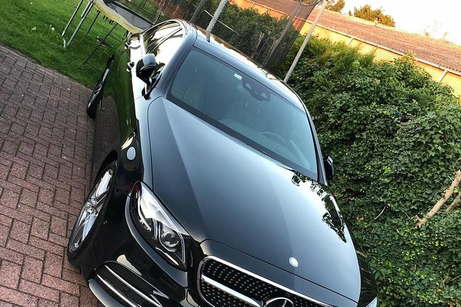 Luxury Vehicle From Charleroi Airport to the City of Brussels - Reviews