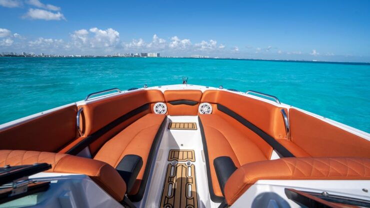 Luxury Yacht 27ft Rental - Good To Know