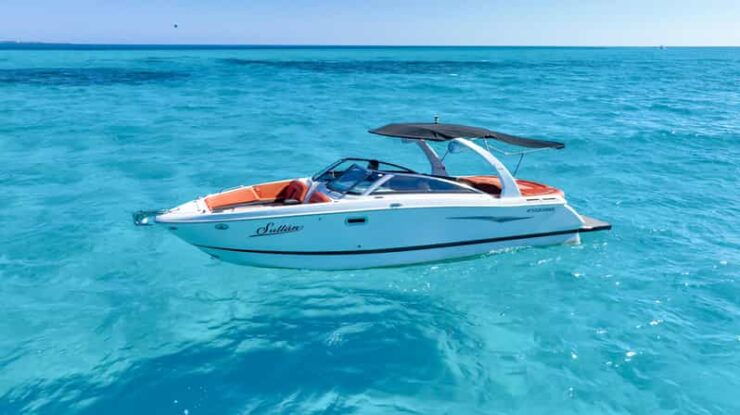 Luxury Yacht 27ft Rental - Inclusions