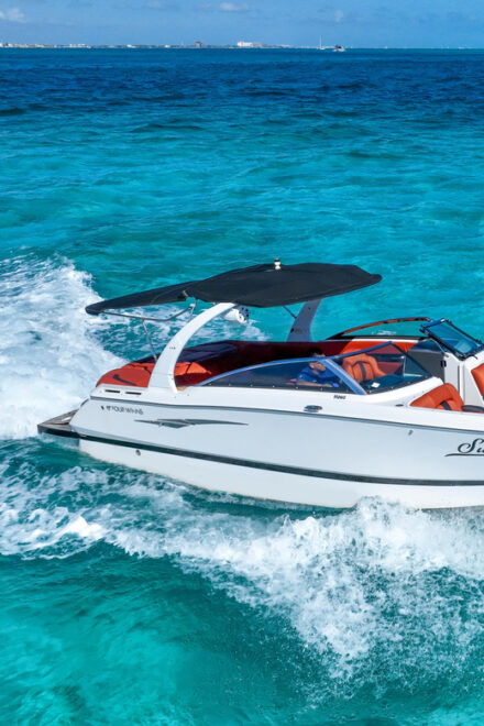 Luxury Yacht 27ft Rental - Reservation & Payment